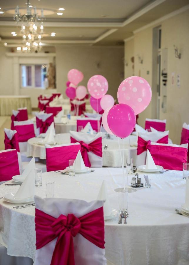 Hotel Ravni Gaj Knic Esterno foto